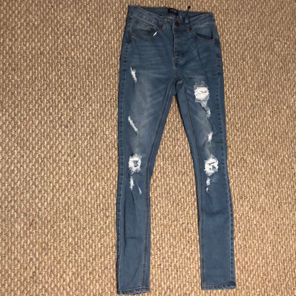 Blue jeans with rips size 28x30